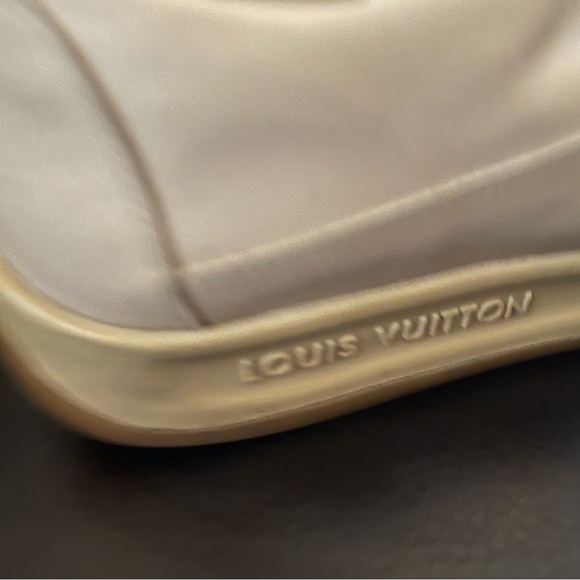 Louis Vuitton Cream Beige Sneakers - Picture 2 of 13
